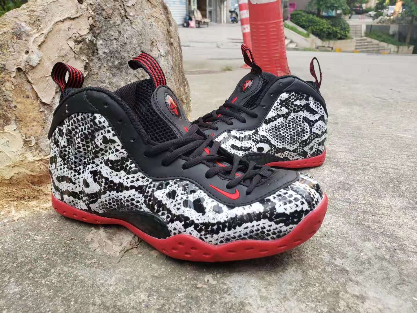 2019 Men Nike Air Foamposite Pro SnakeSkin Black Red Shoes - Click Image to Close
